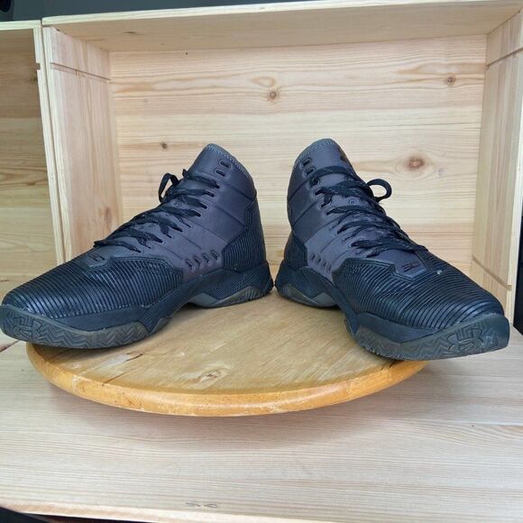 Under Armour Curry 2.5 Basketball Shoes - Picture 3 of 9